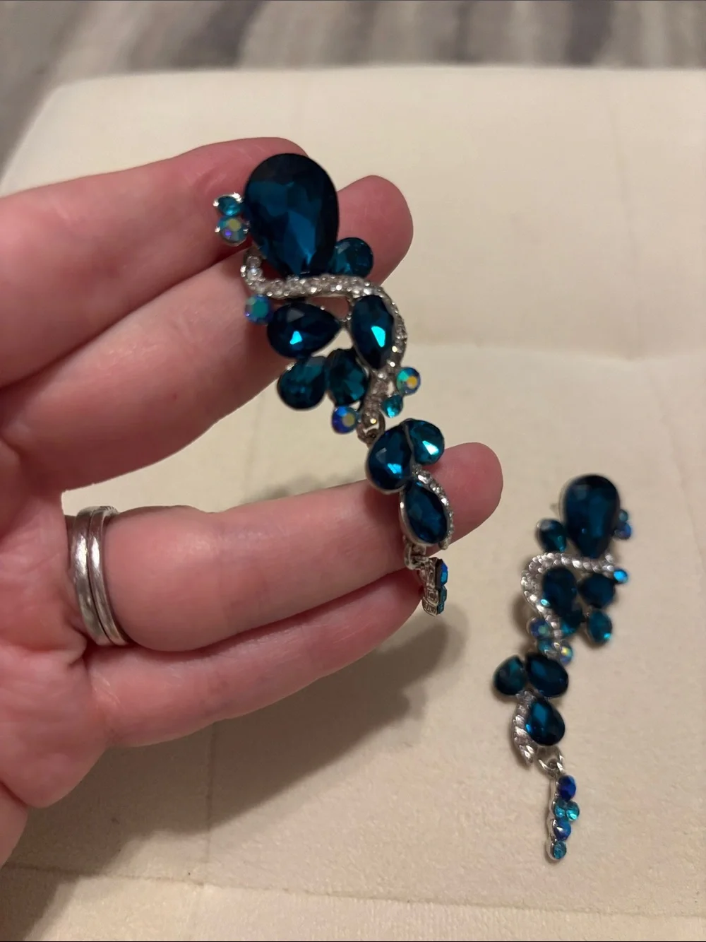 Blue Crystal Drop Earrings - Elegant Teardrop Dangle NEVER WORN